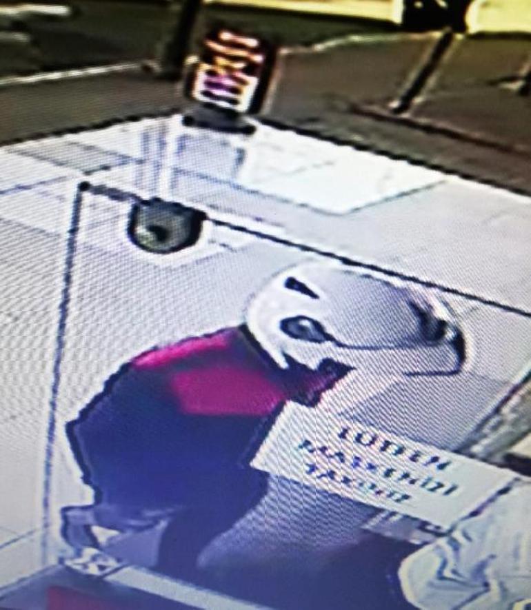 Antalyada polis üniformalı kuyumcu soygunu
