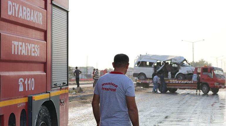 Son dakika... İşçi servisi kaza yaptı Ölü ve yaralılar var