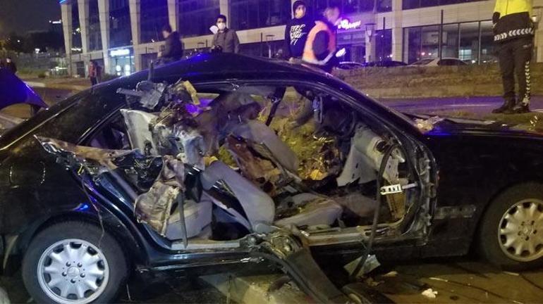 İstanbulda feci kaza İki kişinin ayakları koptu