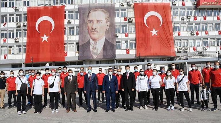 Adıyamanda 29 Ekim kutlandı