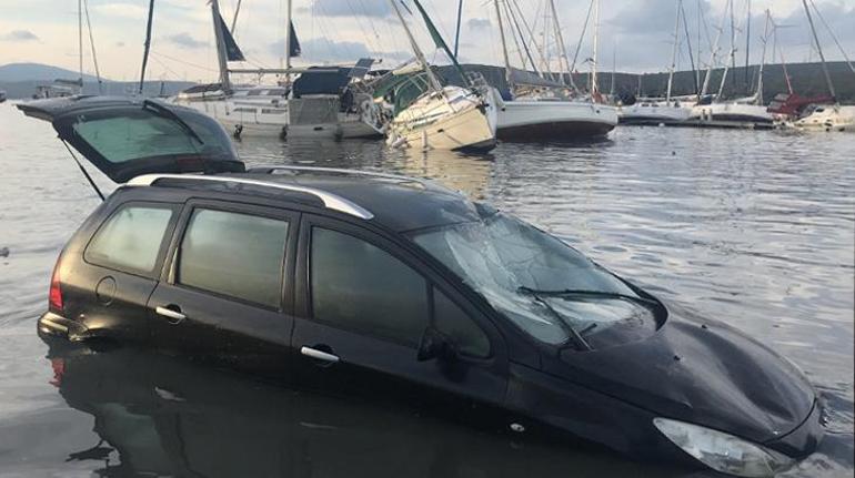 Son dakika İzmirde tsunami paniği