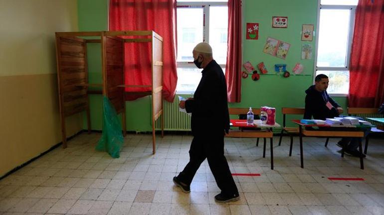 Cezayirliler referandumu oyluyor
