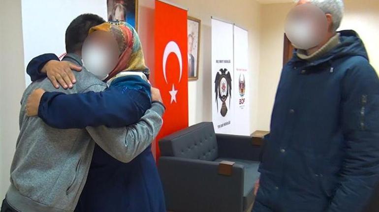 Muşta ikna edilen PKKlı ailesiyle buluşturuldu