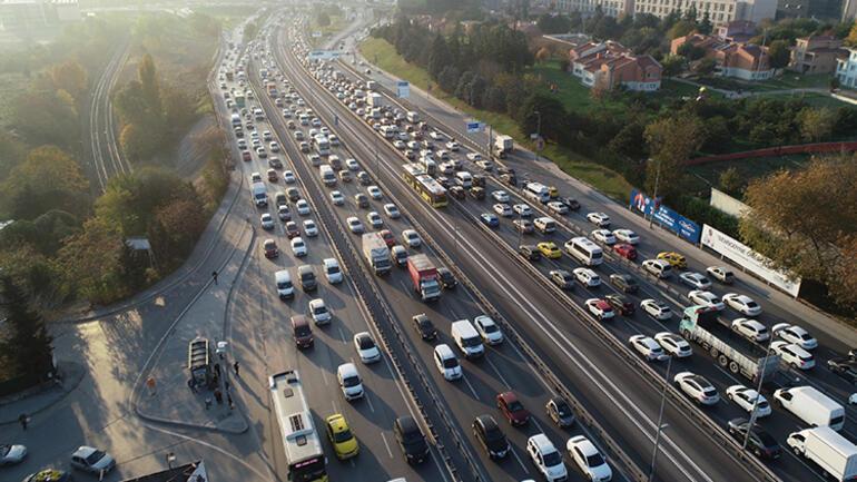 Son dakika Sokağa çıkma yasağına saatler kala trafik durma noktasına geldi