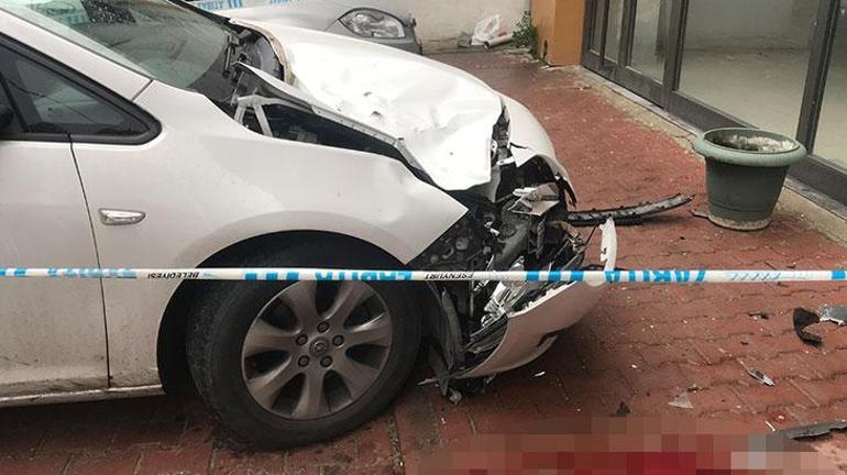 Son Dakika: Esenyurtta dehşet anları Sevgilisinin gözleri önünde 18inci kattan atladı