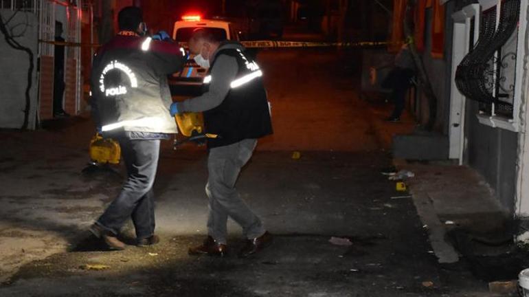 İzmirde silahlı saldırganlar 2 çocuğu yaraladı