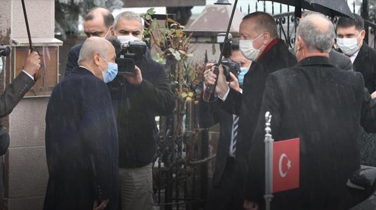 Son dakika Cumhurbaşkanı Erdoğan Bahçeliyi evinde ziyaret etti