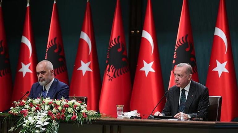Son dakika: Cumhurbaşkanı Erdoğandan net mesaj: İlişkileri zehirlemesine izin vermeyeceğiz