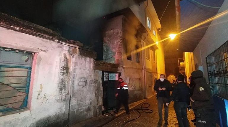 Yangın sonrası eve girdiler, erkek cesedi buldular