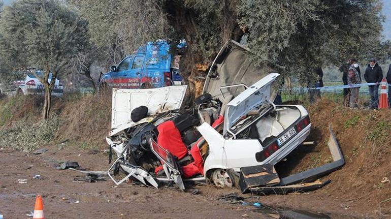 Son dakika... İzmirde 2 kişinin öldüğü kazadan feci görüntüler