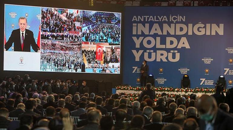 AK Parti Antalyada kongre coşkusu