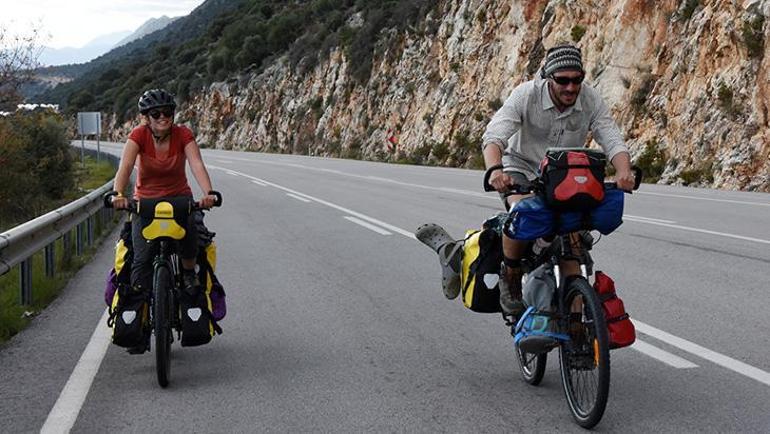 Fransız çiftin bisikletle dünya turu Türkiyeden başladı