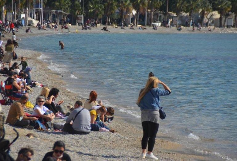 Görüntüler Türkiyeden Şubat ayında deniz keyfi