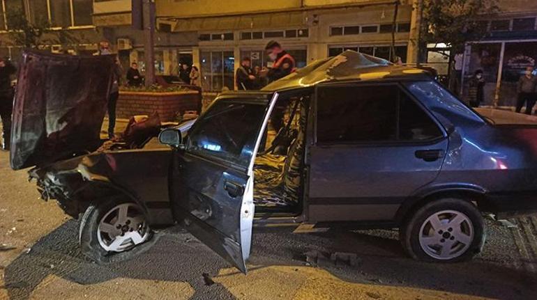 Aydında feci kaza: Park halindeki araçlara çarptı