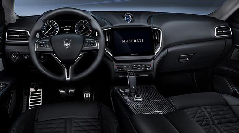 Maserati Ghibli’ye ödül