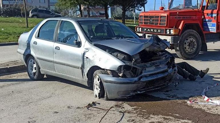 Akılalmaz kaza Otomobil dik durdu