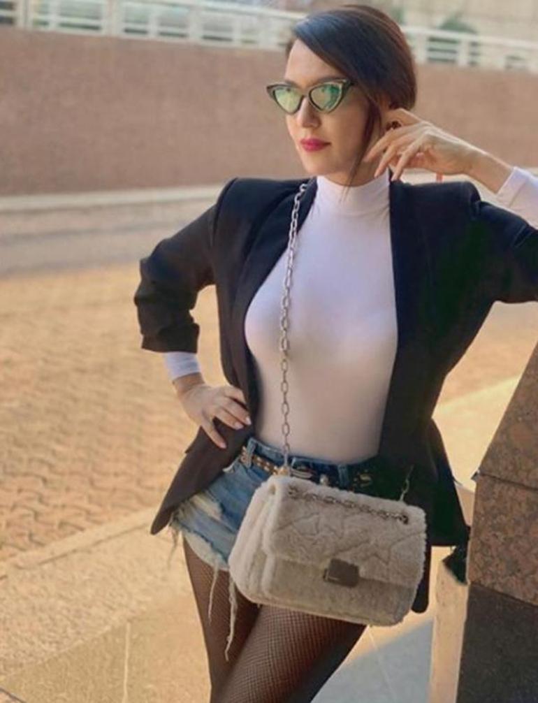 Şevval Samdan dikkat çeken pozlar