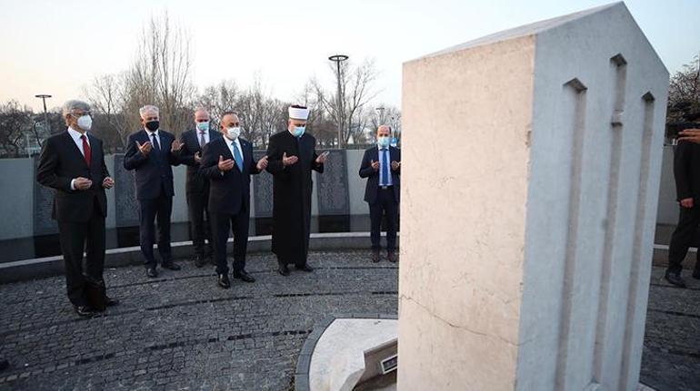 Dışişleri Bakanı Çavuşoğlu Hırvatistanda İslam Merkezini ziyaret etti