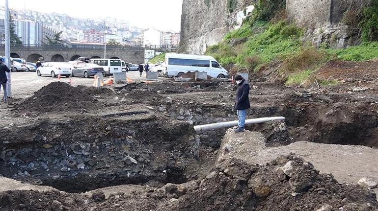 Kazdıkça çıkıyor Trabzonda otopark kazısında heyecanlandıran keşif