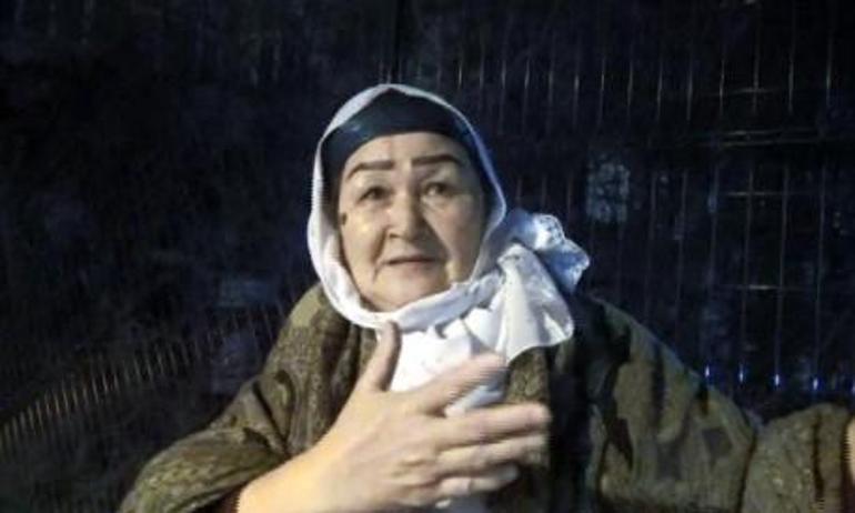 İki kadın metrobüs asansöründe mahsur kaldı