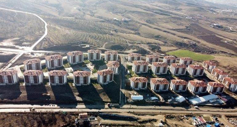 Elazığda 24 saat dolmadan 4 bin 700 konut için kura çekildi