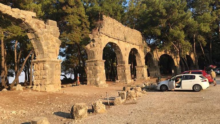 Antalya’nın En Güzel Denizi- Phaselis Antik Kenti