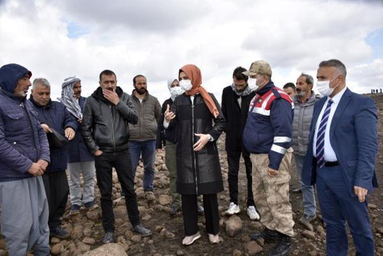 Şanlıurfada acı bekleyiş Gölette kaybolan gençleri arama çalışmaları sürüyor