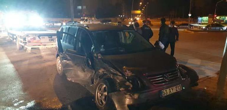 Son dakika: Ambulans ile otomobil çarpıştı Çok sayıda yaralı var