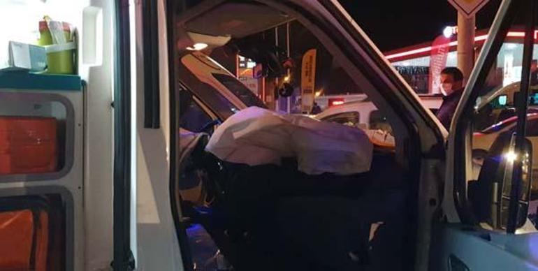 Son dakika: Ambulans ile otomobil çarpıştı Çok sayıda yaralı var