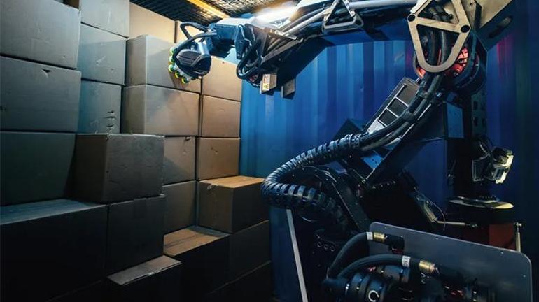 Boston Dynamicsten yeni bir robot geldi: Stretch