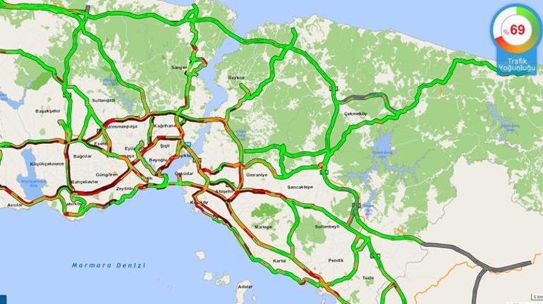 Son dakika... İstanbulda kısıtlama öncesi trafik yoğunluğu