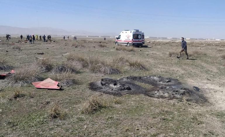 Son dakika haber... Konyada askeri gösteri uçağı düştü MSB acı haberi verdi