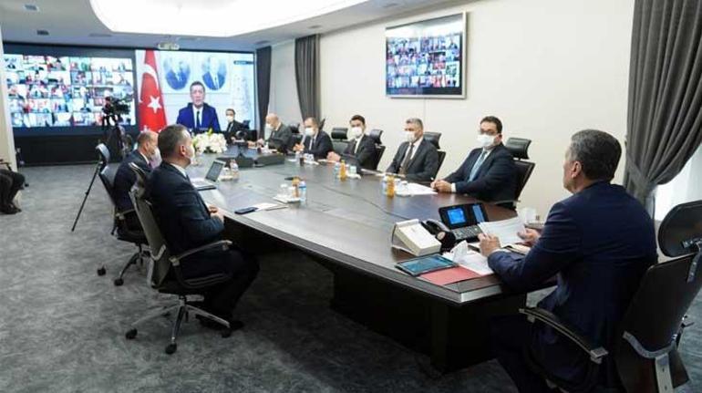 Milli Eğitim Bakanı, 29 ilimizde devam ediyoruz deyip paylaştı Flaş uzaktan eğitim açıklaması