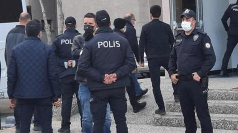 Son dakika... Emekli amiraller adliyeye getirildi
