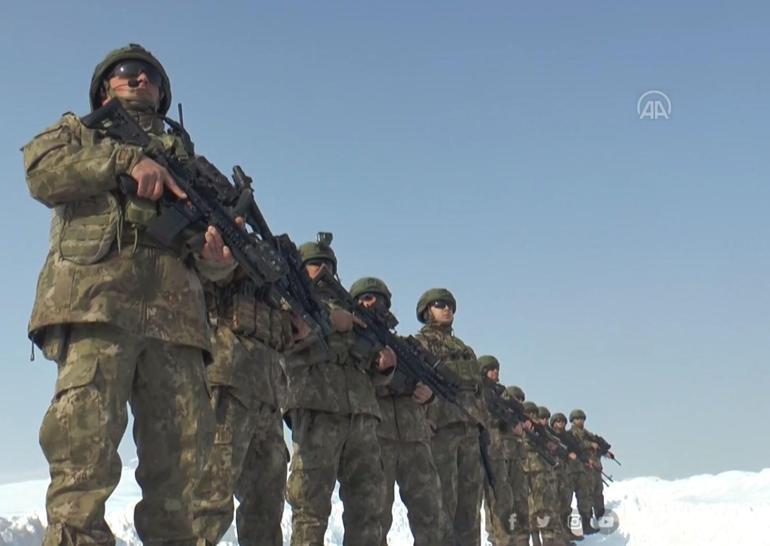 Son dakika... Mehmetçike son teknoloji kamuflaj İlk kez görüntülendi