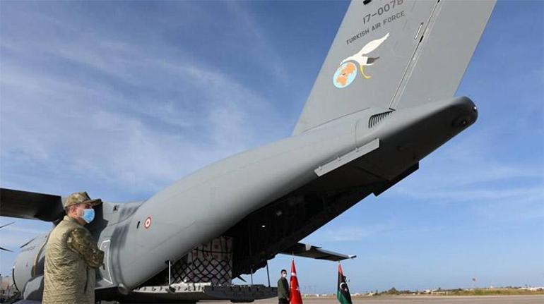 Türkiyeden Libyaya yardım eli 150 bin doz aşı ulaştırıldı
