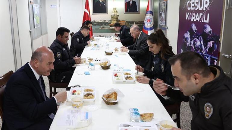 Cumhurbaşkanı Erdoğan ve Bakan Soyludan Çengelköy Polis Merkezi’nde iftar
