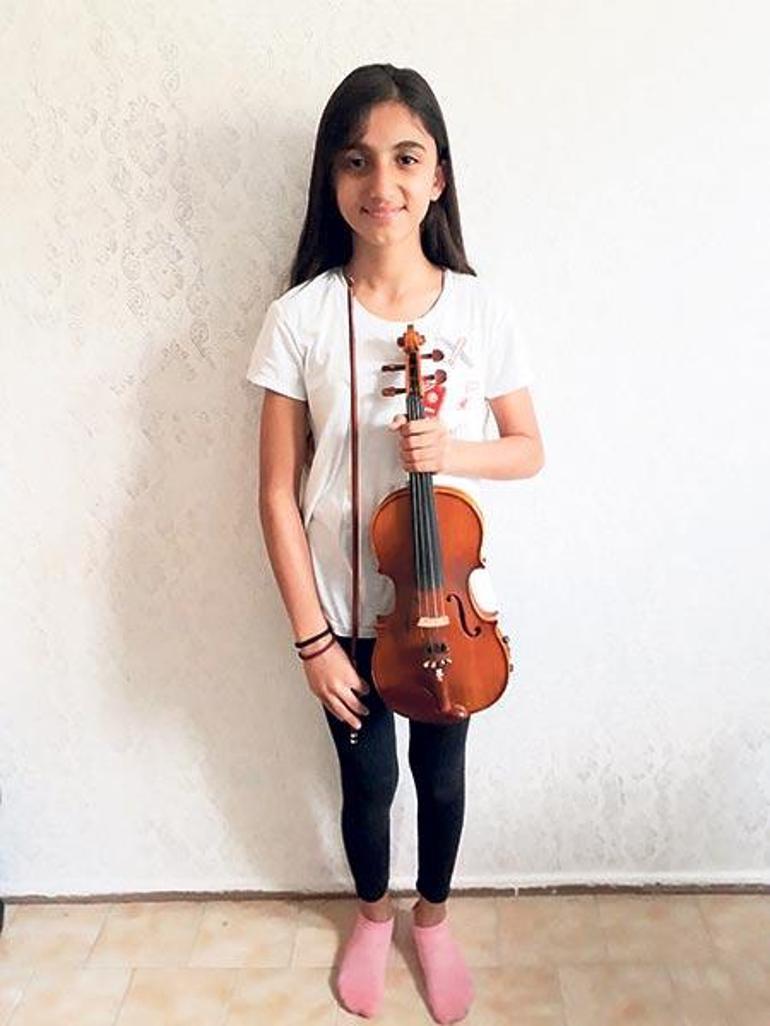 Çocuk orkestrası 23 Nisan’a hazırlanıyor