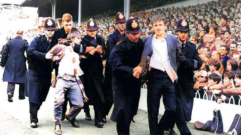 Polis fotoğrafları  bir döneme ışık tuttu