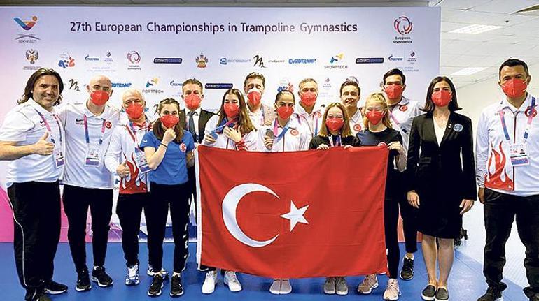 Son dakika Dünya bu 2 Türk kızını konuşuyor: Büyük gurur
