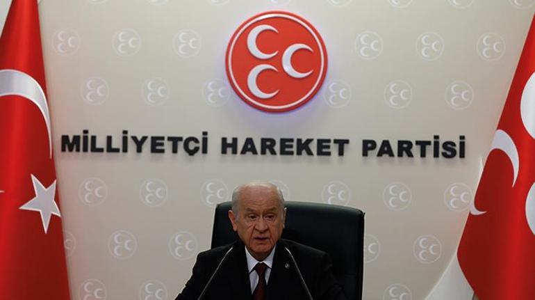 Son dakika... MHP lideri Bahçeliden yeni anayasa açıklaması 100 maddelik öneri hazır