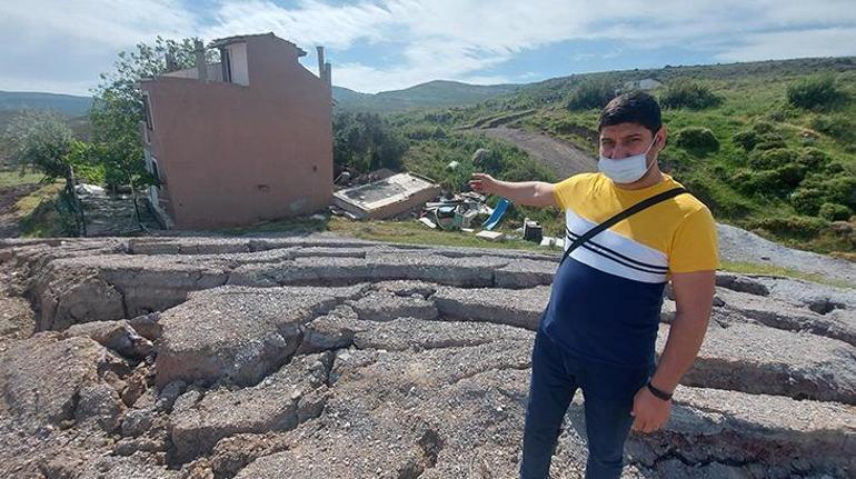 Son Dakika: Burası İzmir Dev yarıklar oluştu, evler boşaltıldı