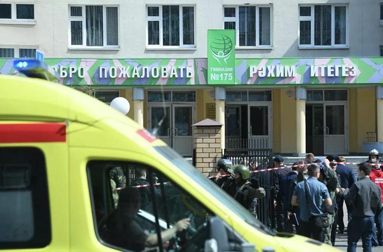 Son dakika: Rusya’da ateş açılan bir okulun içinde patlama