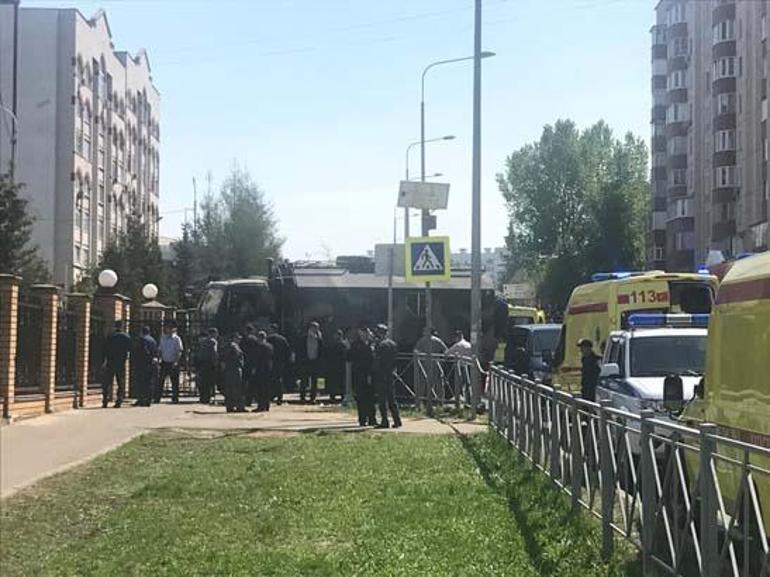 Son dakika: Rusya’da ateş açılan bir okulun içinde patlama