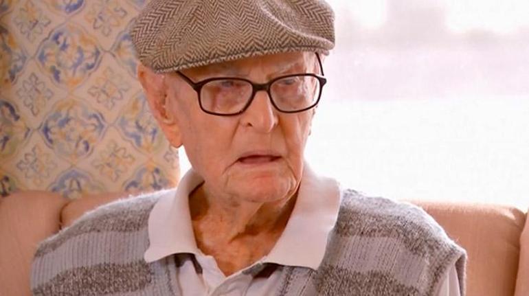 111 yaşındaki adam uzun yaşamasını tavuk beyni yemeye bağladı