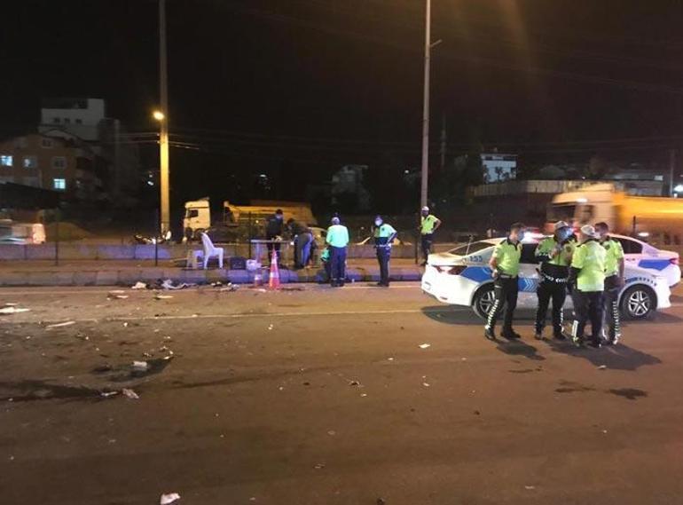 Alkollü sürücü polis kontrol noktasına daldı: 1i polis 3 yaralı
