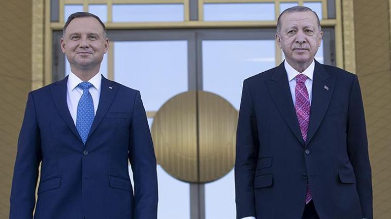 Son dakika... Polonya Cumhurbaşkanı Ankarada Cumhurbaşkanı Erdoğan bizzat karşıladı