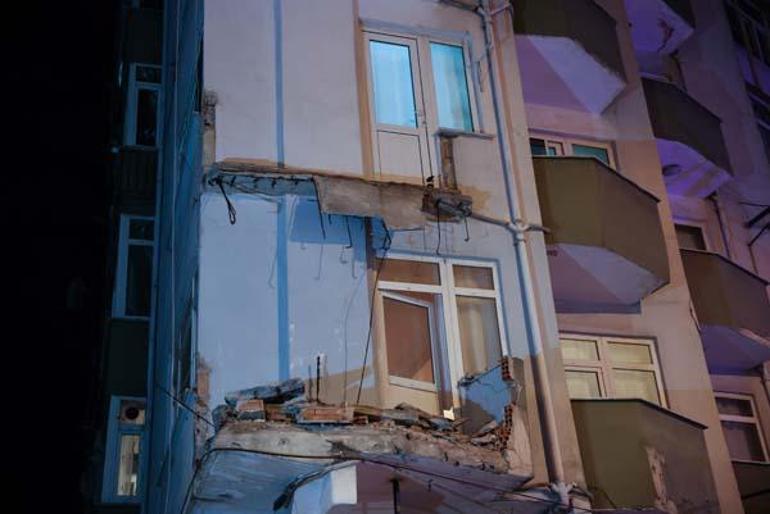 Son dakika: Avcılarda 42 yıllık binanın iki balkonu çöktü