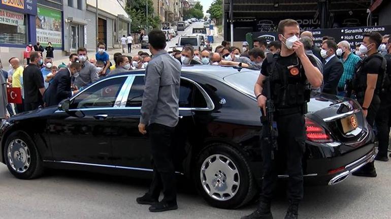 Üsküdarlılardan Cumhurbaşkanı Erdoğana teşekkür Makam aracını tam 8 kez durdurdular
