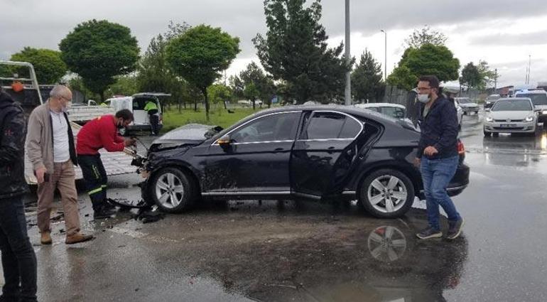 Rektör Prof. Dr. Kavuncu, trafik kazasında yaralandı